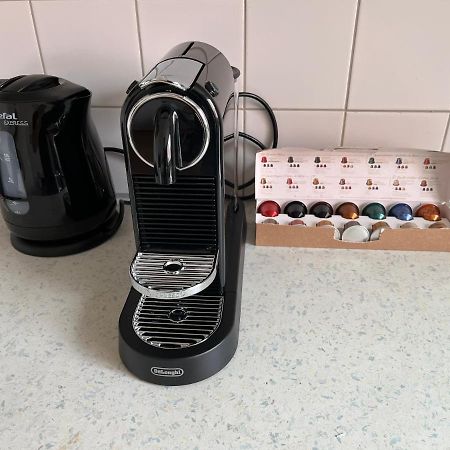 Cool Schonbrunn Apt 2Br Apartment Wien Ngoại thất bức ảnh