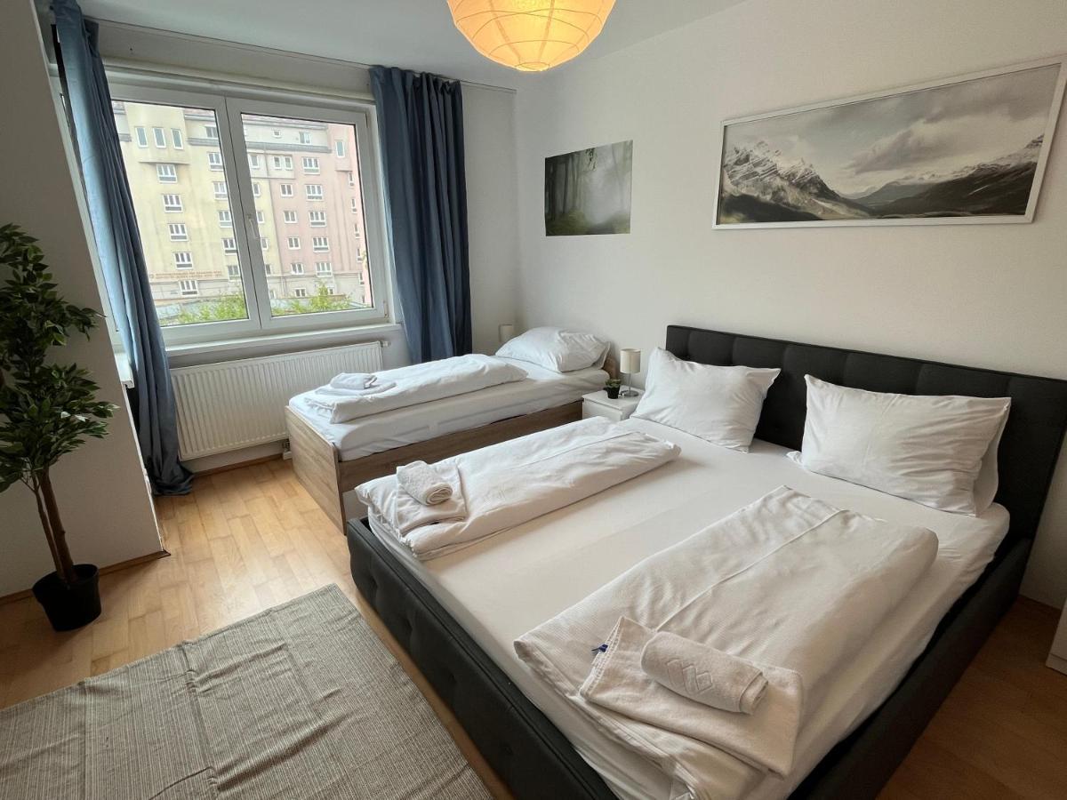 Cool Schonbrunn Apt 2Br Apartment Wien Ngoại thất bức ảnh