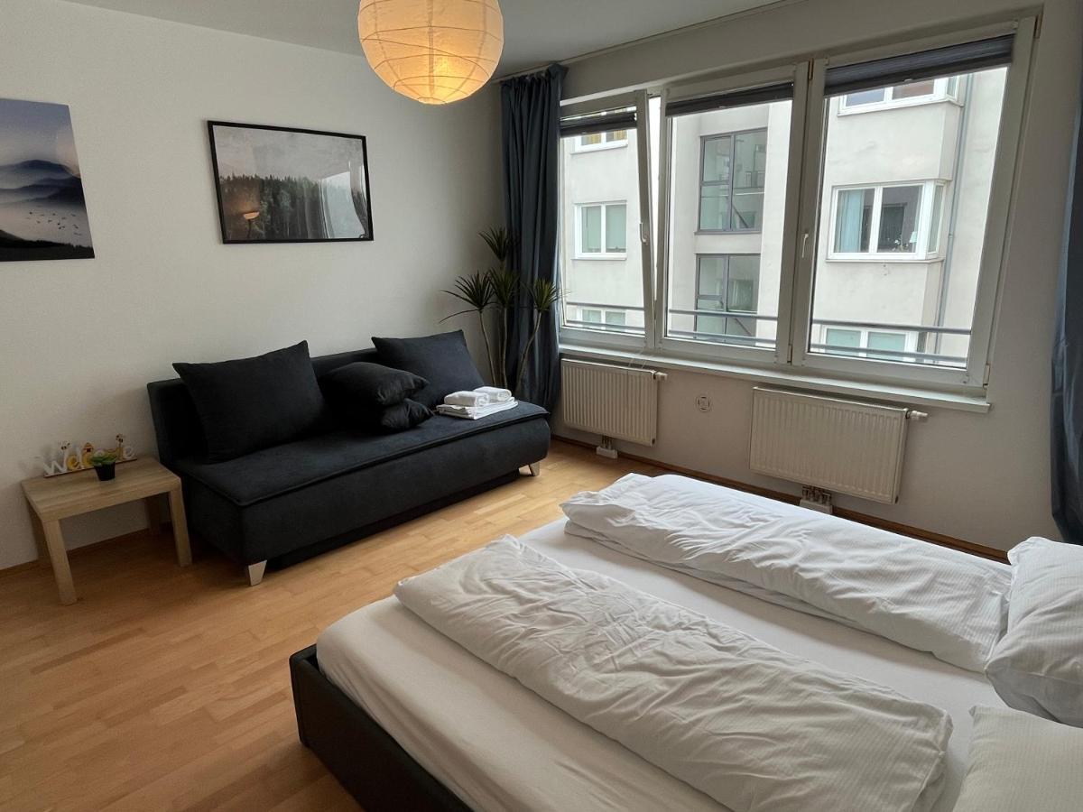 Cool Schonbrunn Apt 2Br Apartment Wien Ngoại thất bức ảnh