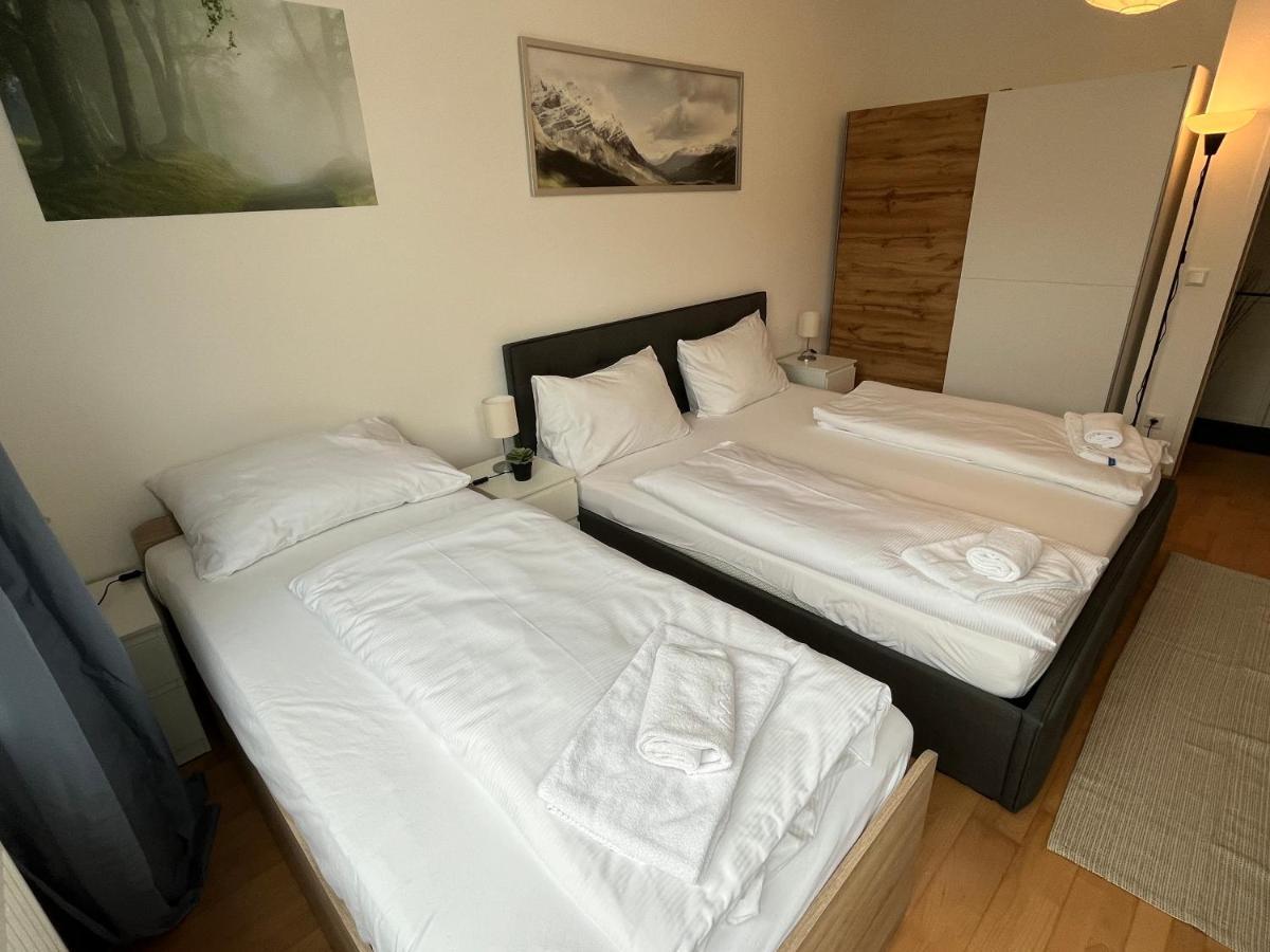 Cool Schonbrunn Apt 2Br Apartment Wien Ngoại thất bức ảnh