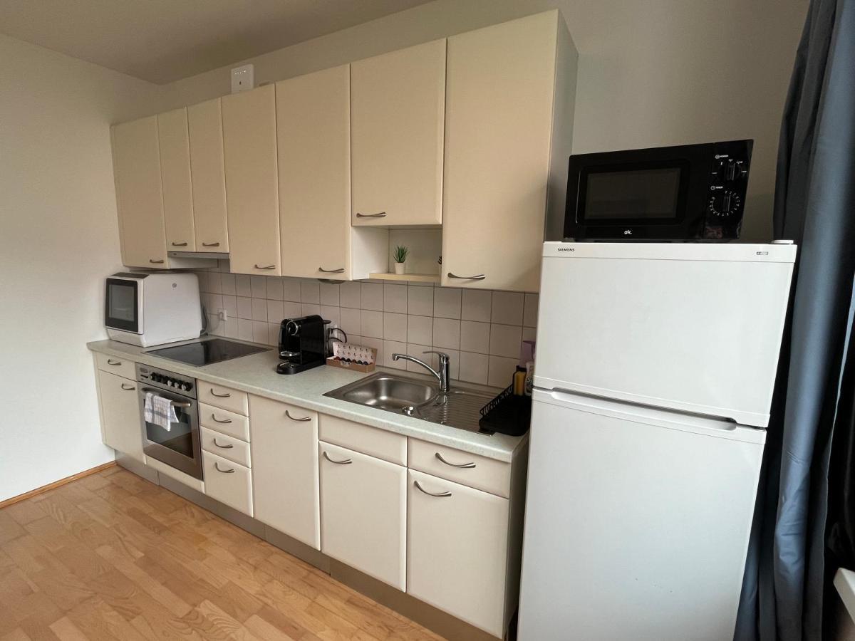 Cool Schonbrunn Apt 2Br Apartment Wien Ngoại thất bức ảnh